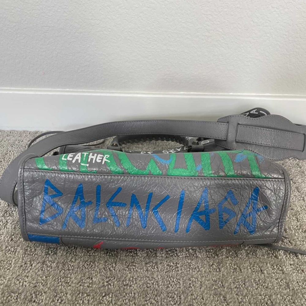 SOLD Balenciaga Agneau Graffiti Mini City Grey - Picture 3 of 8